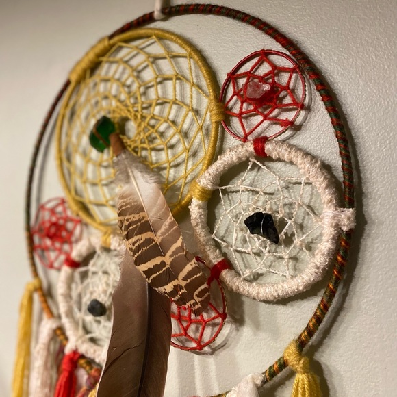 Large handmade Dreamcatcher - Picture 1 of 3
